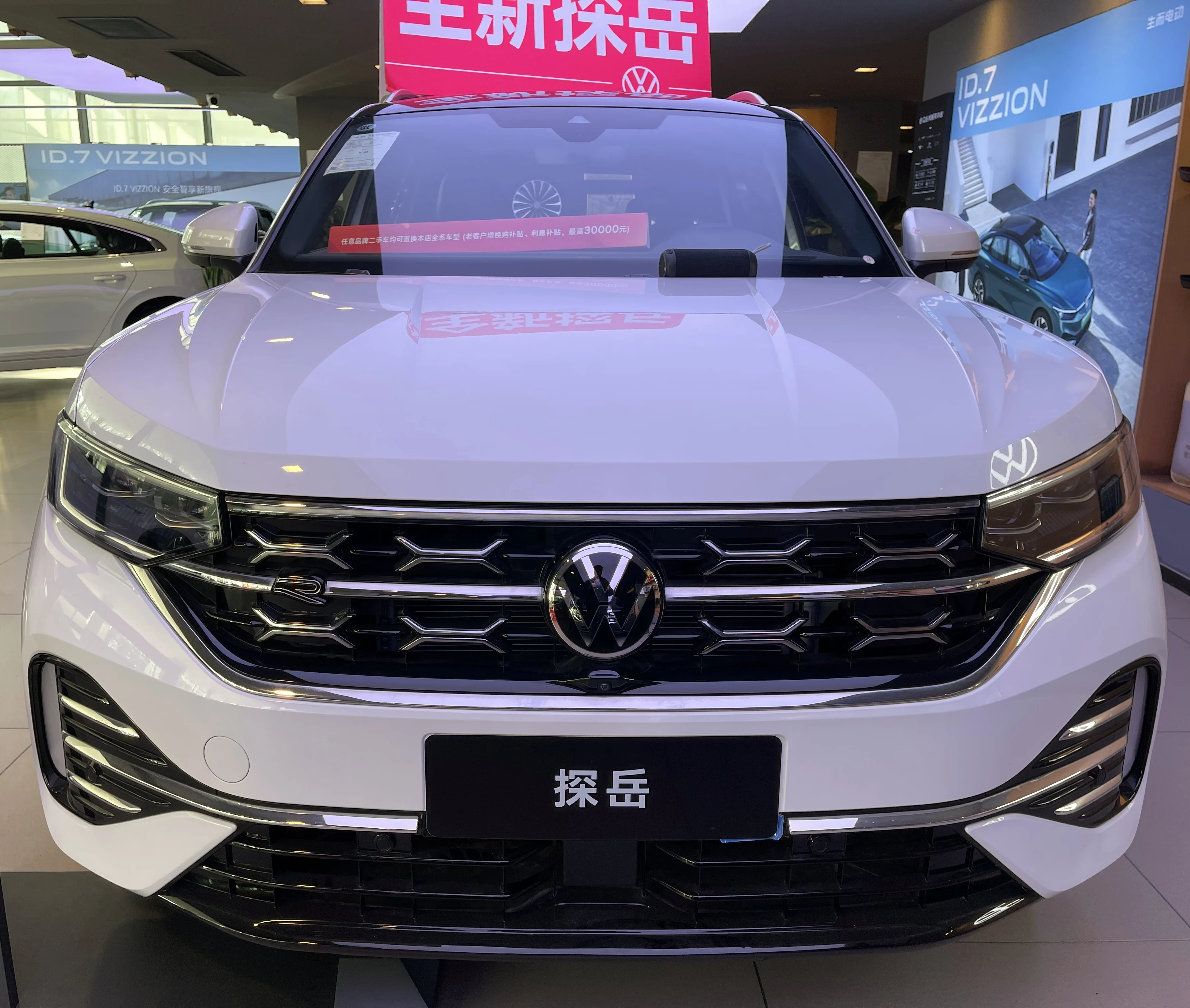 2024 Brand New Volkswagen TAYRON Luxury SUV 380TSI AWD R-Line Pro High Performance Edition for Volkswagen TAYRON