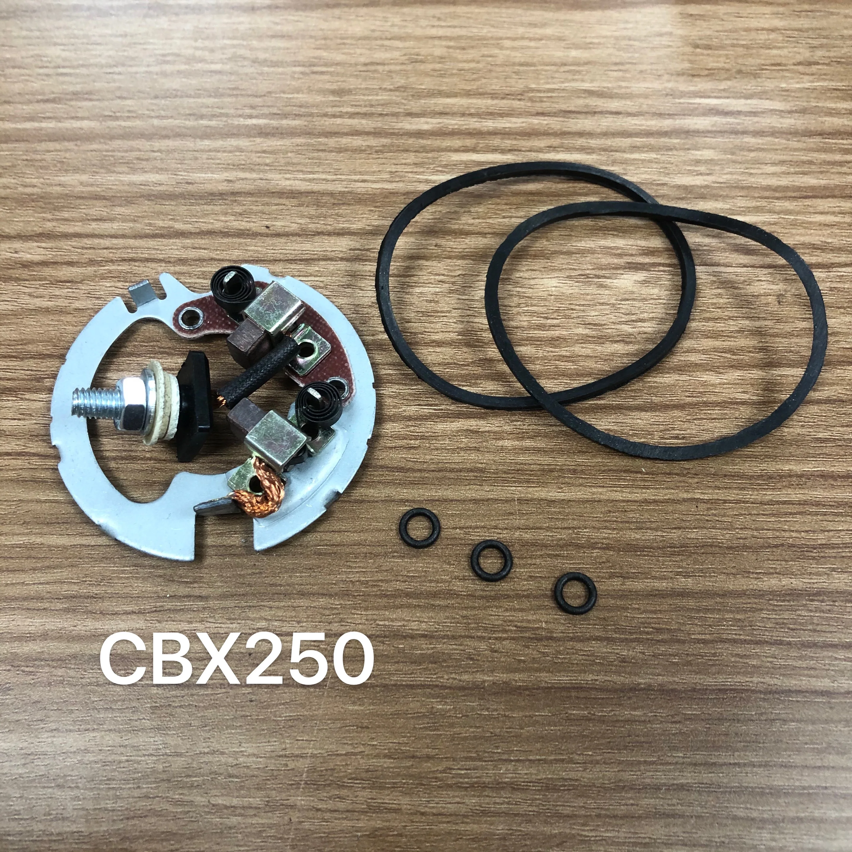 High Quality Good Price BIZ110 High Copper Content Motor Carbon Brush in Motorcycle