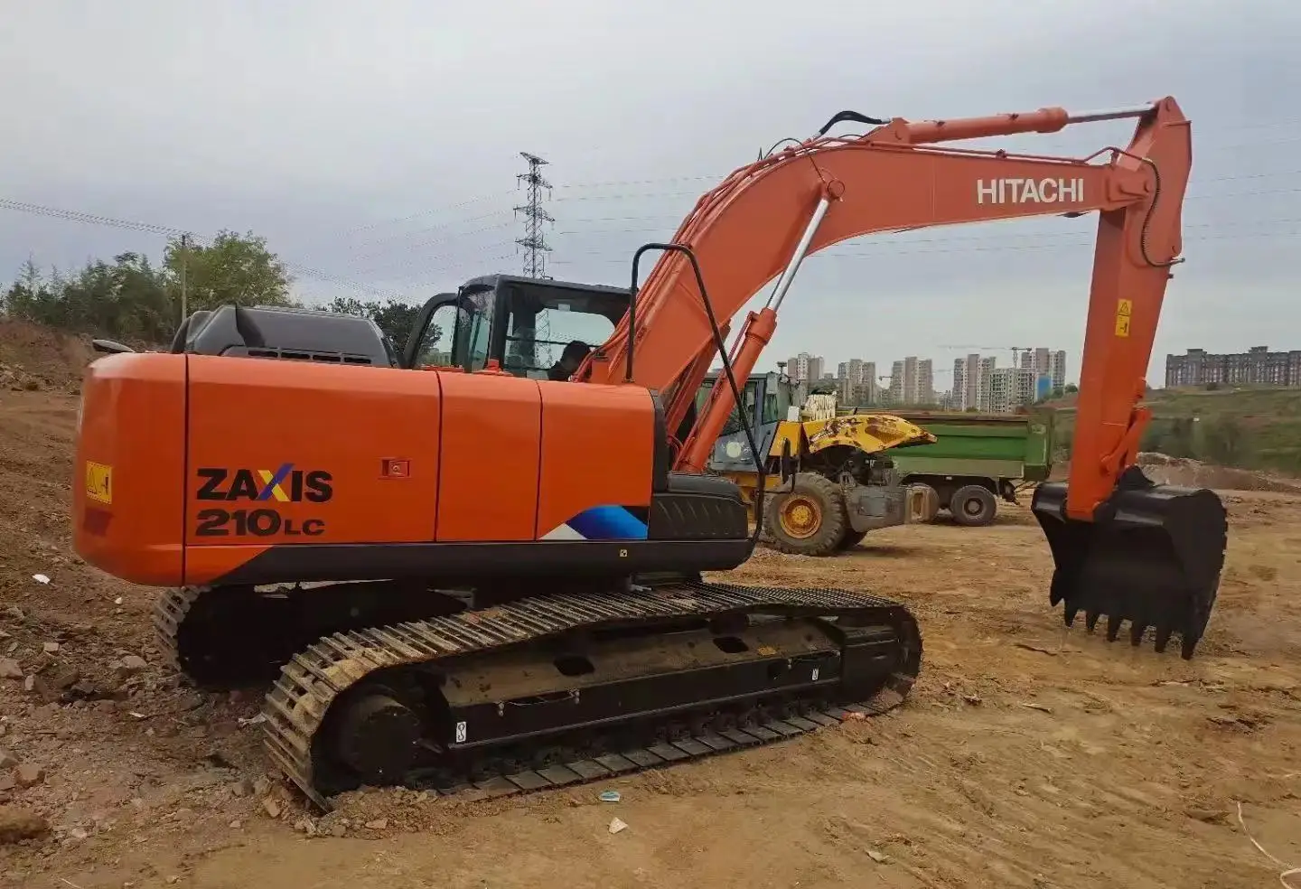 Оригинальная японская Землеройная техника б/у экскаватор Hitachi ZX210 zx200 zx210 20 тонн тяжелая конструкция из Японии для продажи