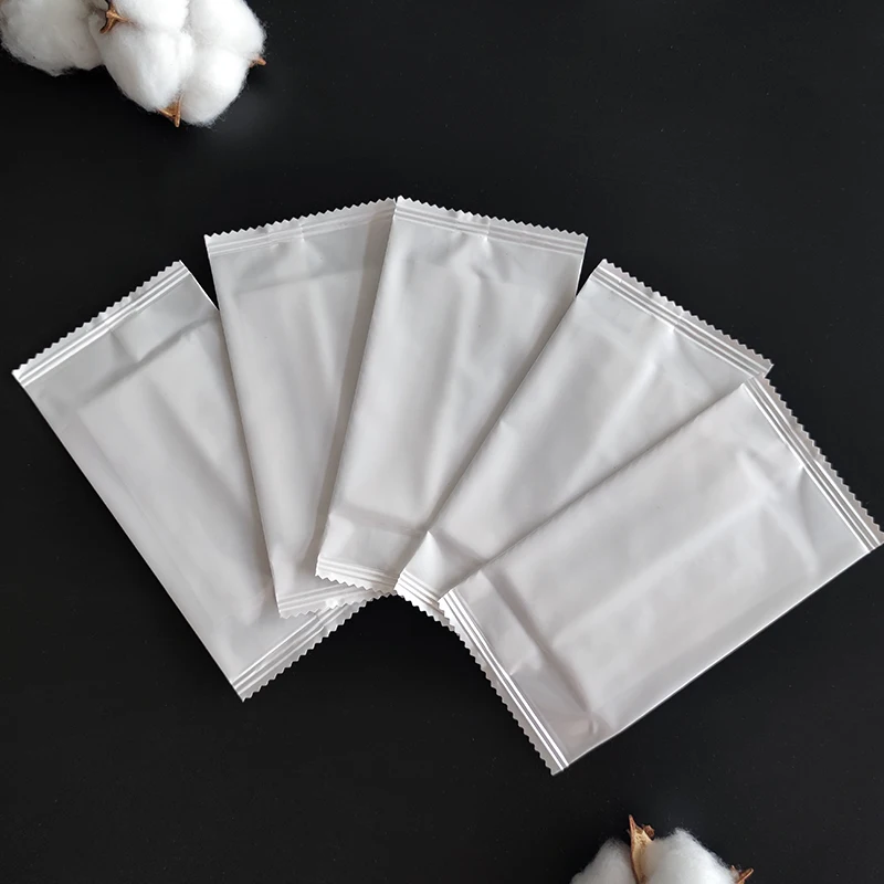 Customized Design Single Pack Cleaning Wet Tissue Private Label Disinfecting Sanitizing Wet Wipes