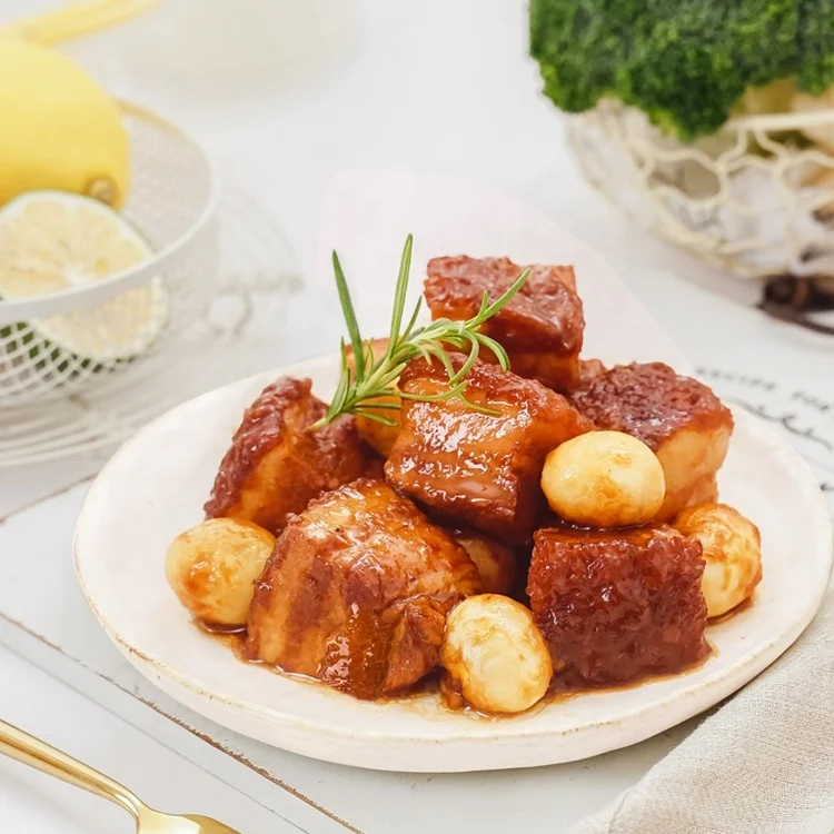 wholesale directly factory  Luncheon Meat Portable canned stewed pork tasty