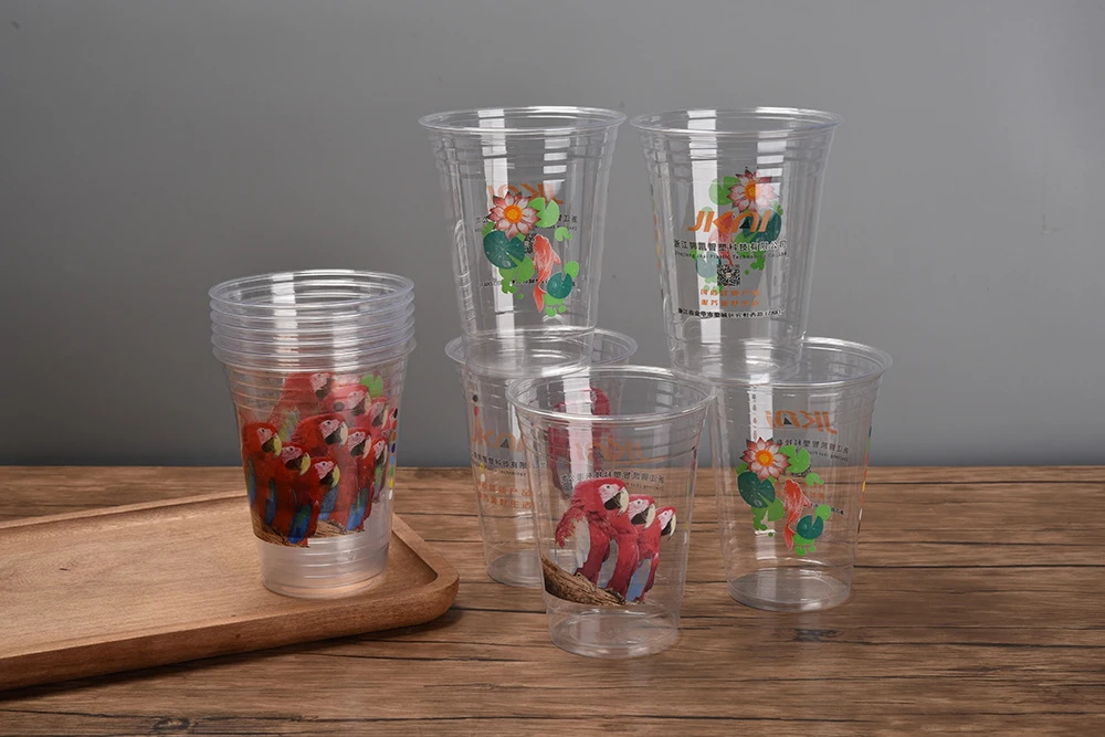 Заводская Лидер продаж изысканная печатная картинка индивидуальная одноразовая пластиковая чашка с крышкой сок кофе йогурт молочный чай для