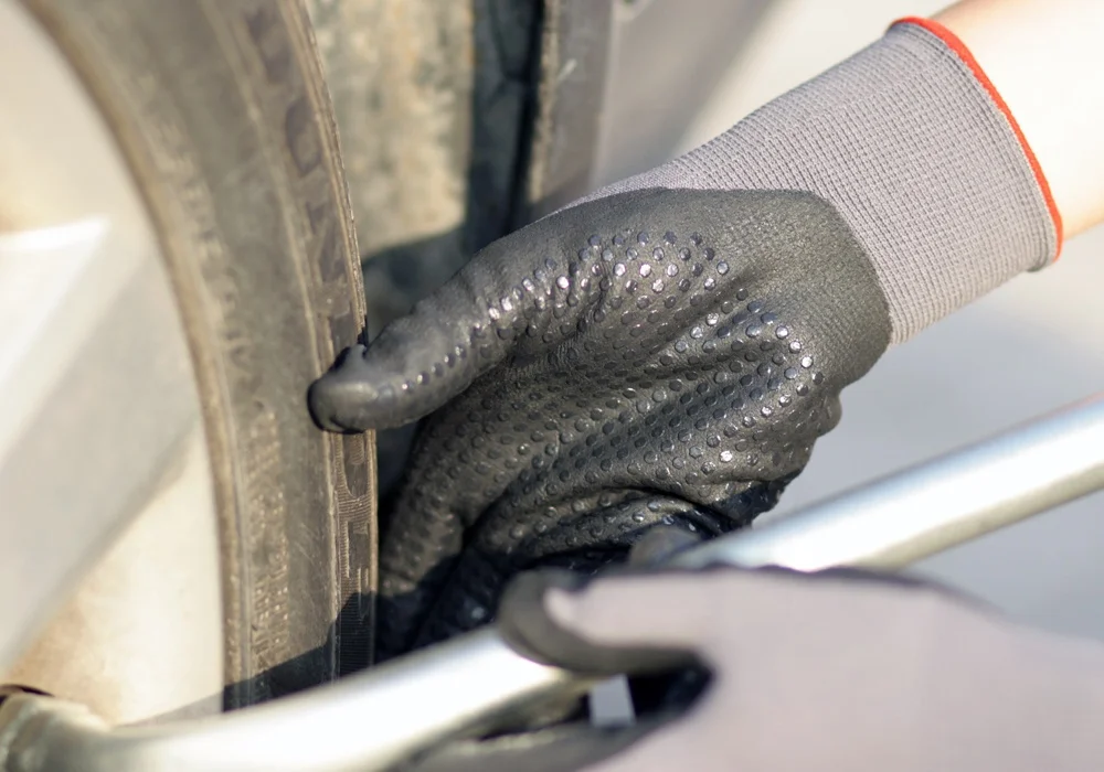 NMsafety 15 Gauge RPET Polyester Knitted Construction Dotted Gloves Custom Nitrile Gloves Manufacturer Security Gloves