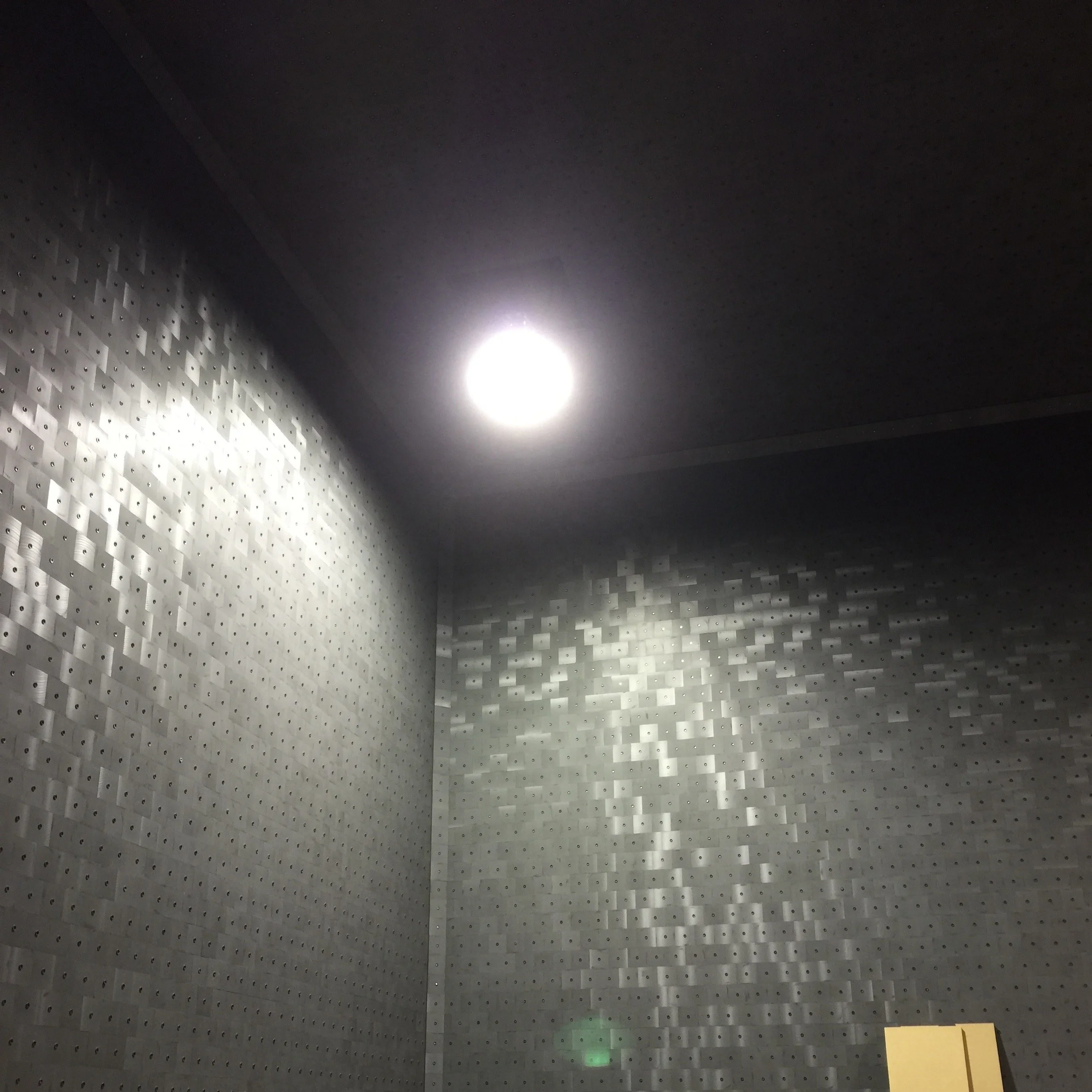 
HMEMC ferrite tile for anechoic chamber testing room 