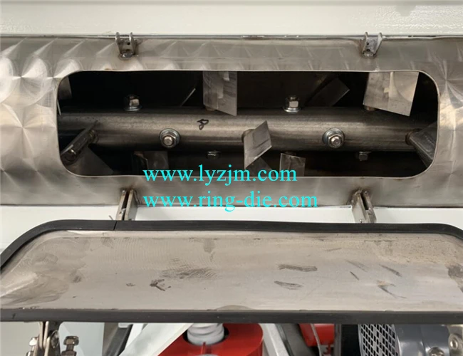 HKJ25 feed machine.jpg