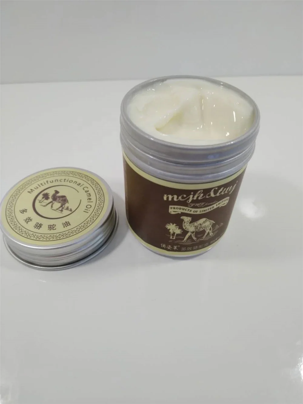 Dry Skin style suitable of  Organic Camel milk Moisturizing cream for hair and  hand body Private Label Cosmetic manufacturer