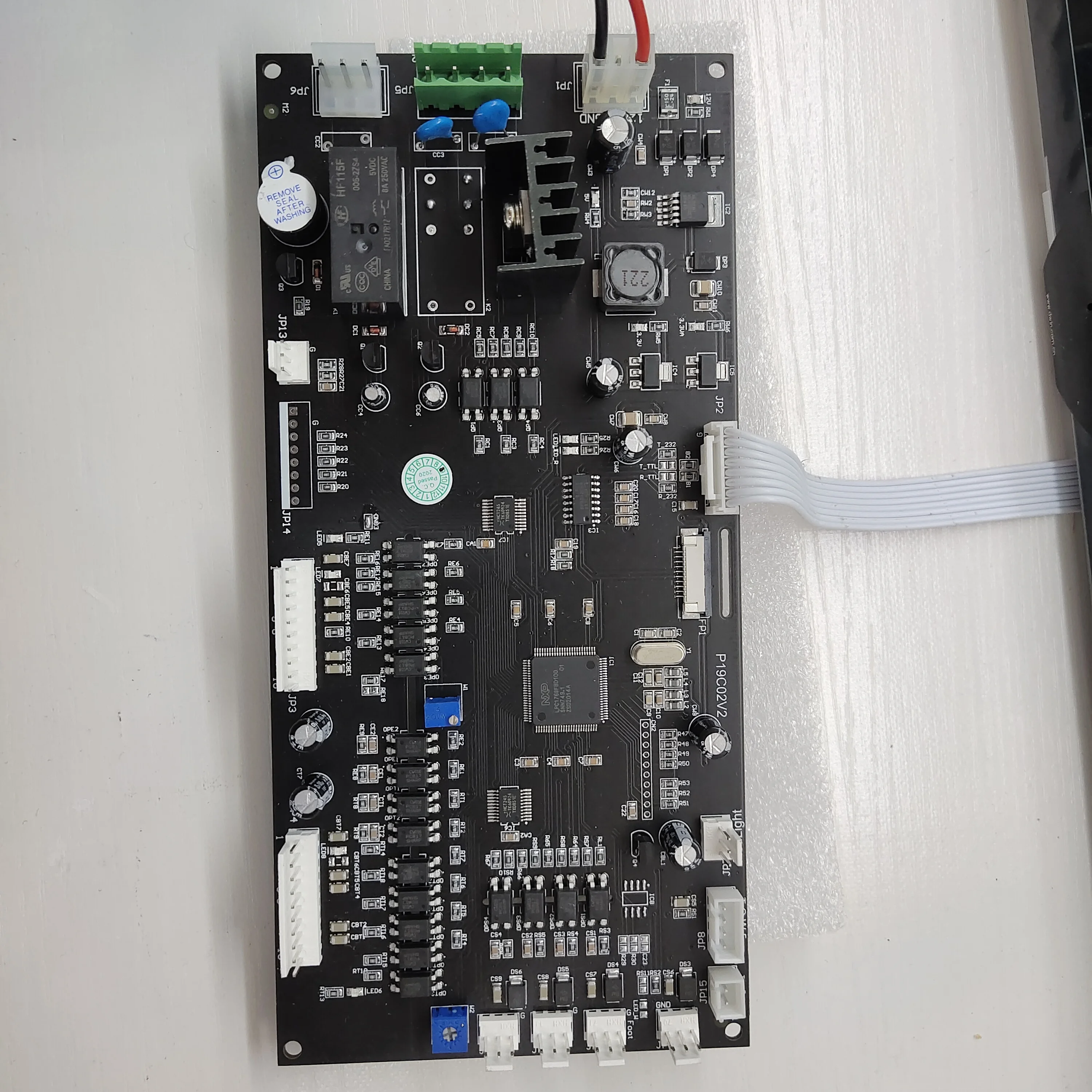 Мощная машина для удаления волос с диодным лазером 808 нм, аксессуары для 15,6 дюймов, система управления сенсорным экраном, система охлаждения ABS, уход за лицом, бар