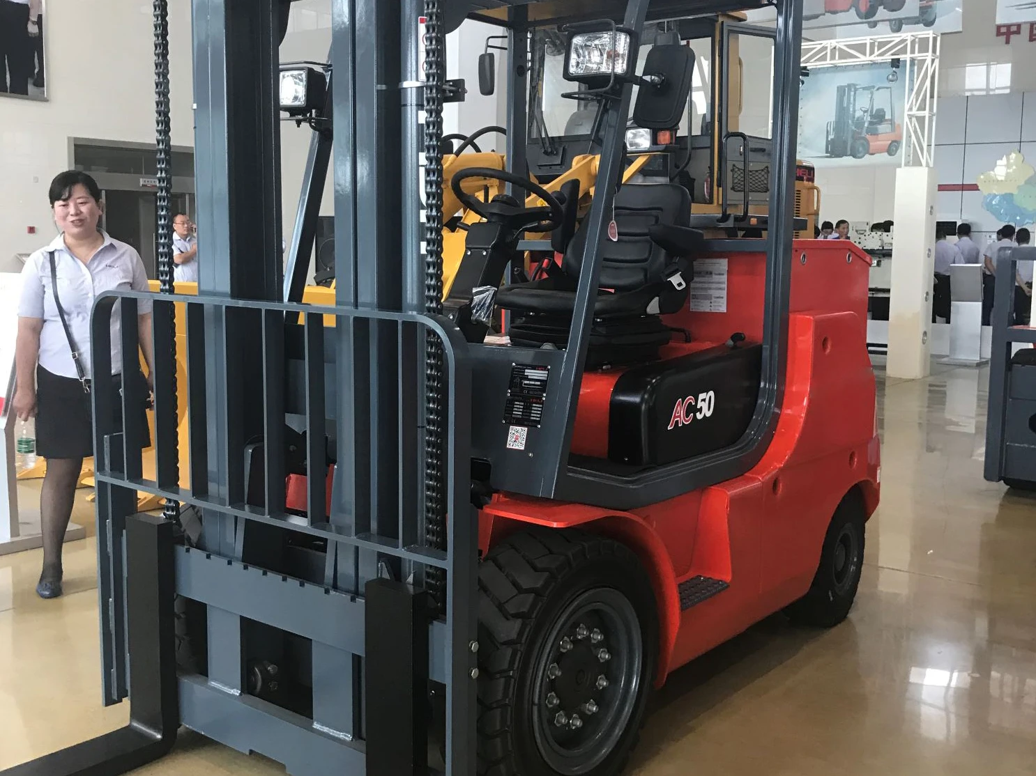 New HELI brand CPD100 10 ton electric Forklift CPD100 with 3 stage Mast 3m 6m Height ac motor