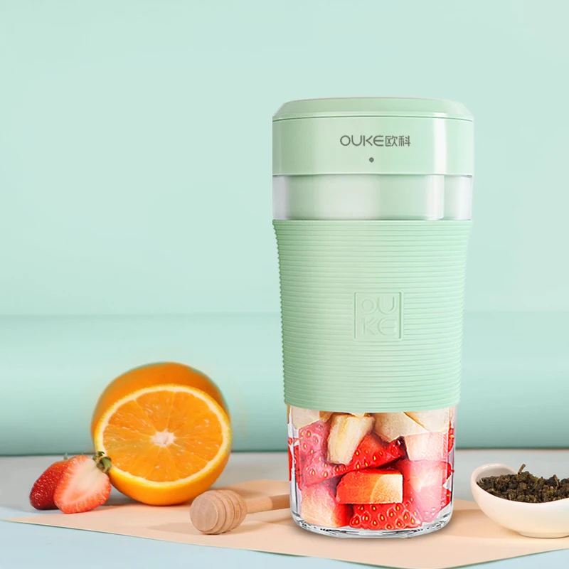 2022 USB Rechargeable Blender Mixer Cup Home Mini Portable Juicer Machine Juicing Cup