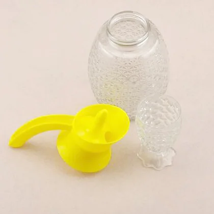 
1500ml jar glass water jar juice jug tea coffee cups 180ml glass cup fish strip surface 