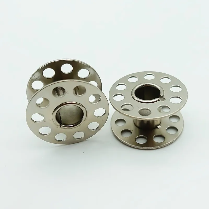High Quality Household Sewing Machine Bobbin Metal Bobbins Spool Sewing Craft Tool Universal Sewing Machine Lock Cylinder