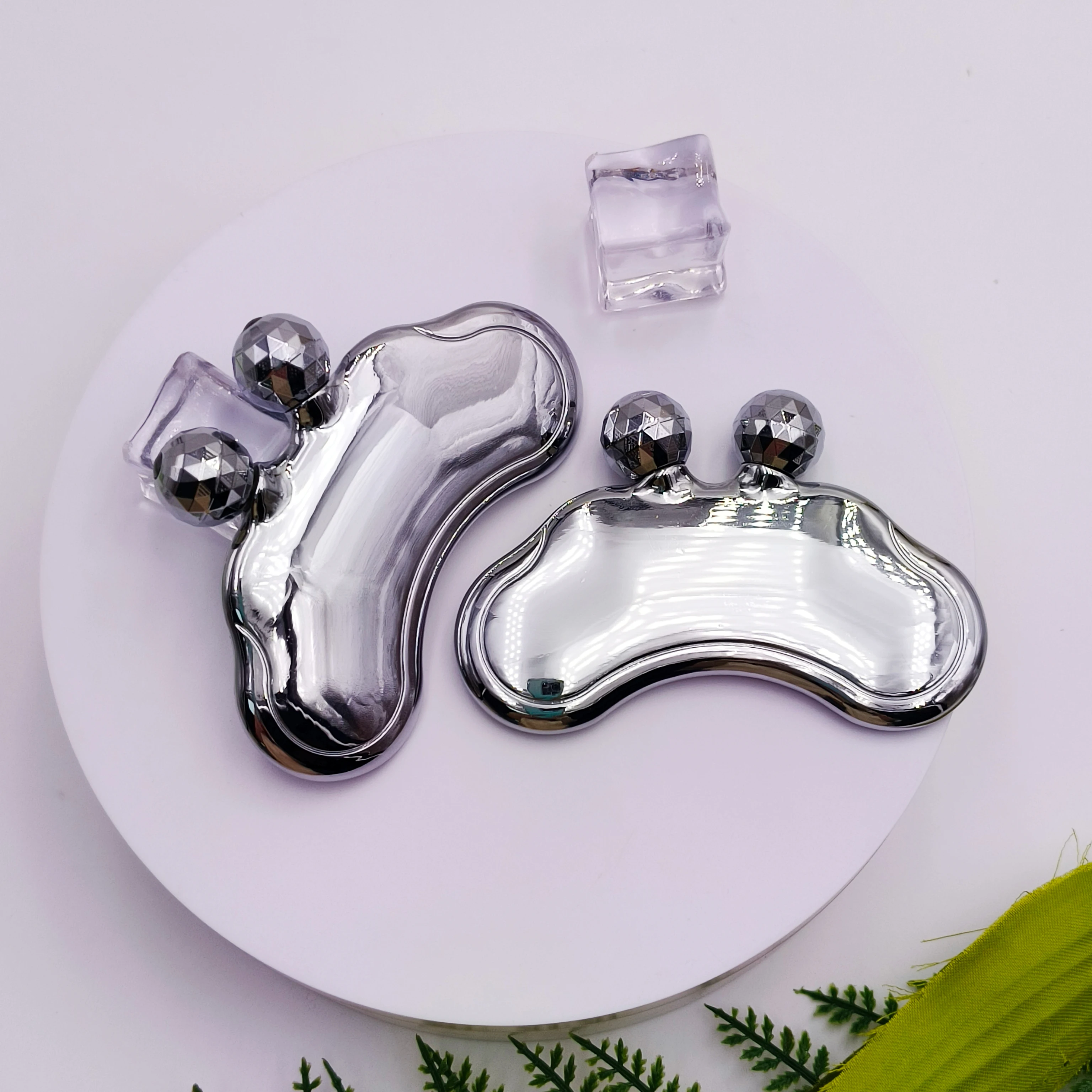 Hot Selling 3D Roller Metal Scraping Tightening Skin Care Customized Gua Sha Scraping Board