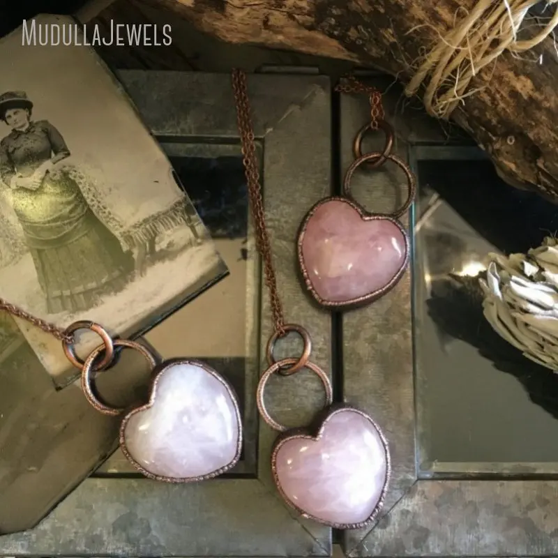 NM35254 Heart Stone Pendant Soldered Rose Quartz Crystal Heart Necklace Copper Plated Jewelry Valentines Day Gift