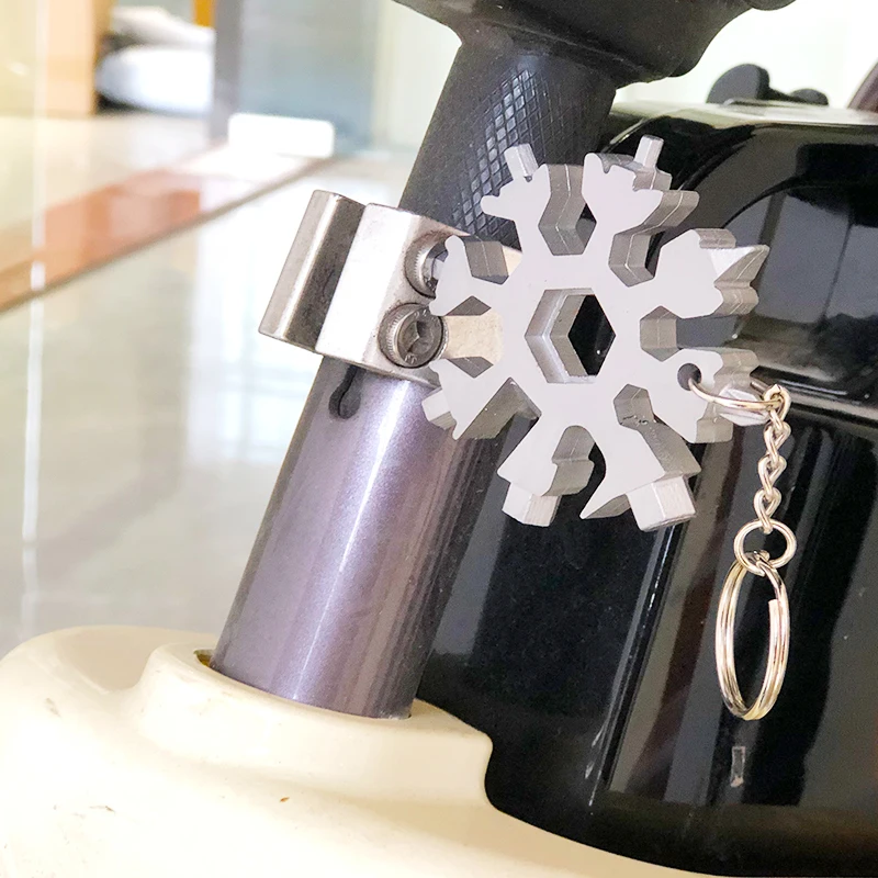 Promotional Items 18 in 1 Key Chain Tool Multi Tool Small Snowflake Multitool