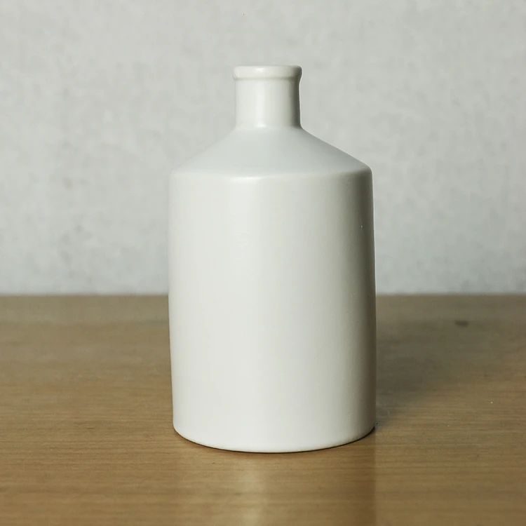 Minimalist black and white mini vase set flowers arrangement vase handmade vases home decoration