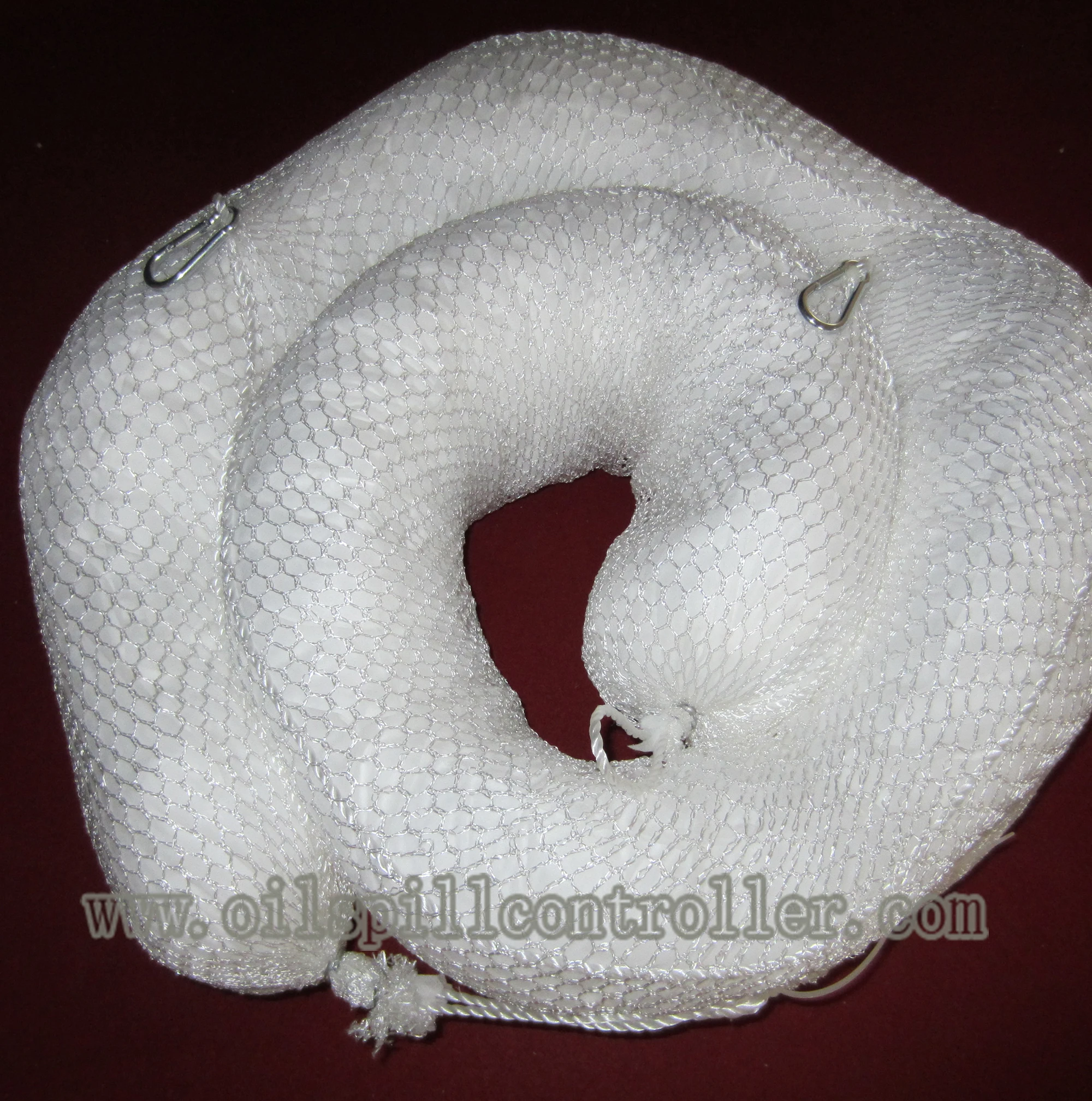 Разделение воды и масла, плавающий бум для сдерживания масла