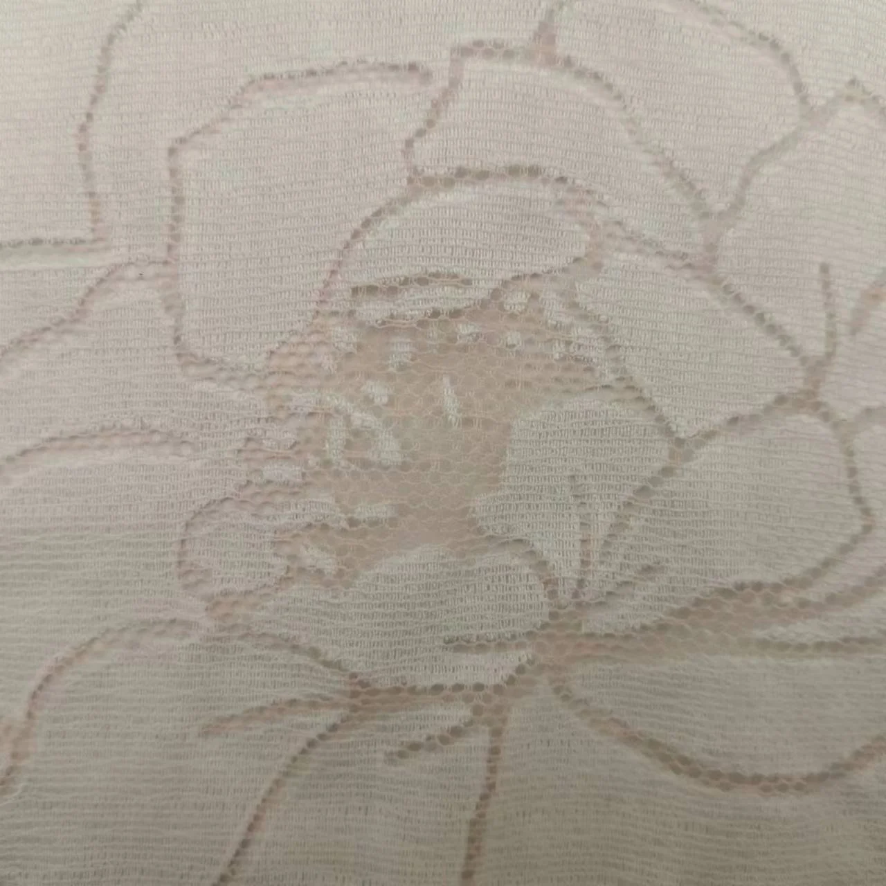 Knitted Two Tone White Pink Big Flower Burn out Floral 60%Rayon 30%Poly 10%Spandex Stretch Jacquard Lace Fabric for Clothing