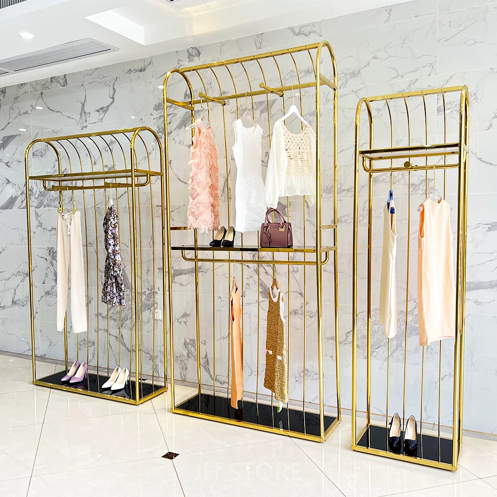 Металлические стеллажи для одежды