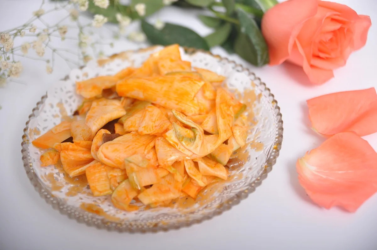 10 кг в коробке бамбуковая стреляющая китайская небольшая упаковка мгновенные закуски оптом острые красные масла Хрустящие бамбуковые стрельбы