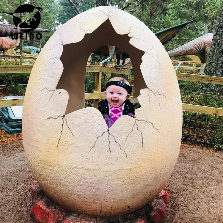 Fiberglass dinosaur simulation dinosaur egg