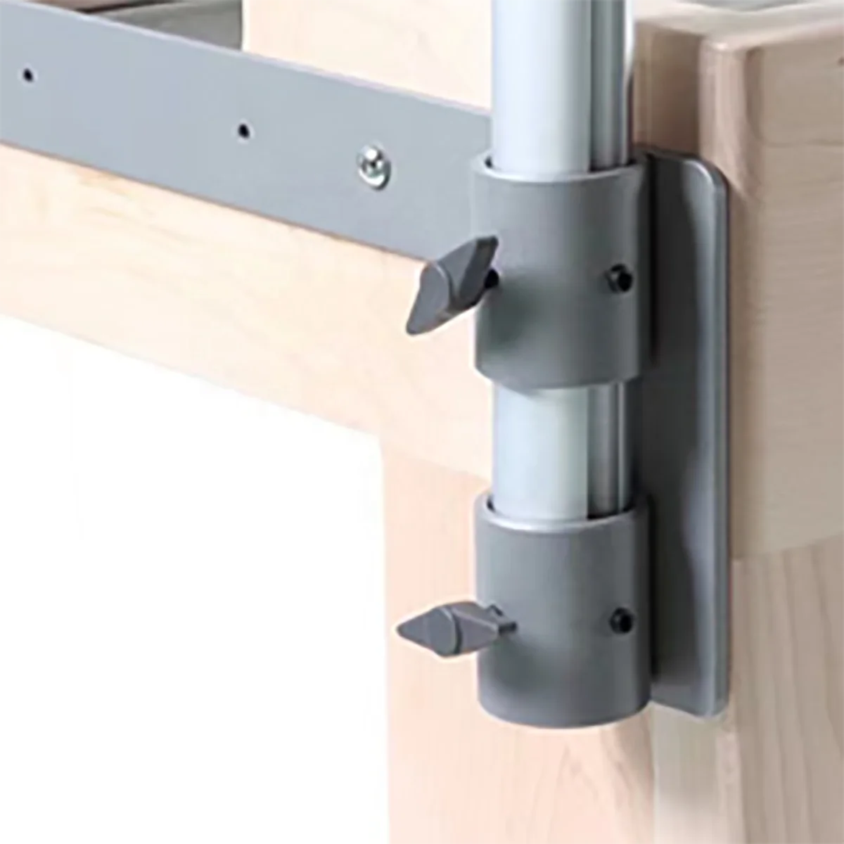Highwind wooden timber maple pilates reformer machine with adjust moving pulley pillar for yoga training