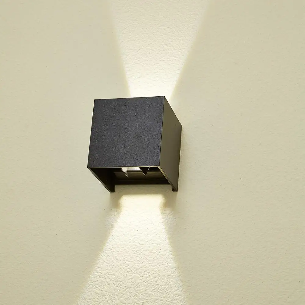 Outdoor Modern Beam Angle Ajustable Cubic IP65 Aluminum LED Wall Luminaire and LED Wall Scone