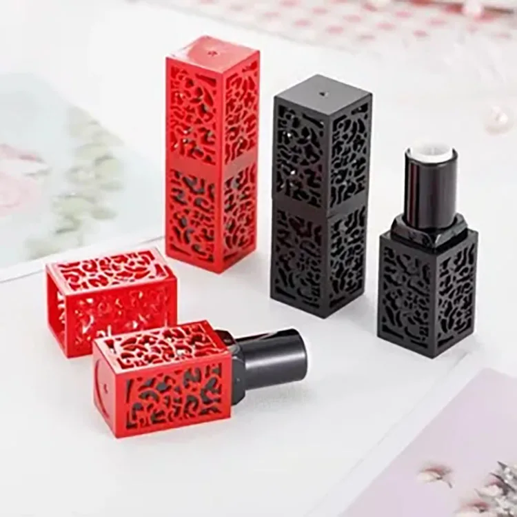 Factory Wholesale Price 3D Chinese Style Retro Hollow Lipstick Tube New Square Lip Balm Container Plastic Cosmetic Lip Beauty