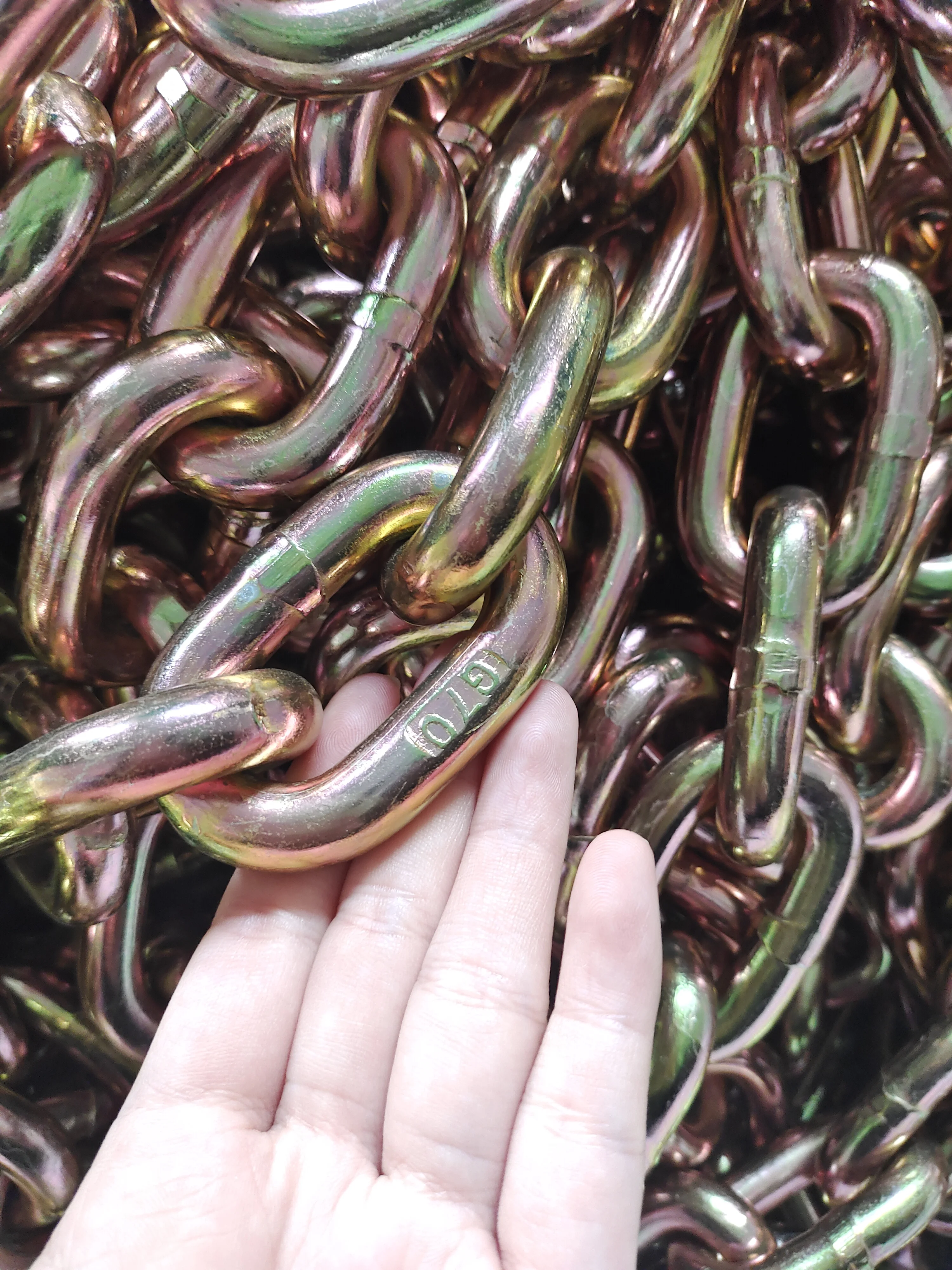 Высококачественная цепь G70 с гальванизированной сталью и сплавом позолоченный 3/8 ' сварная конвейерная цинковой отделкой включает крюк