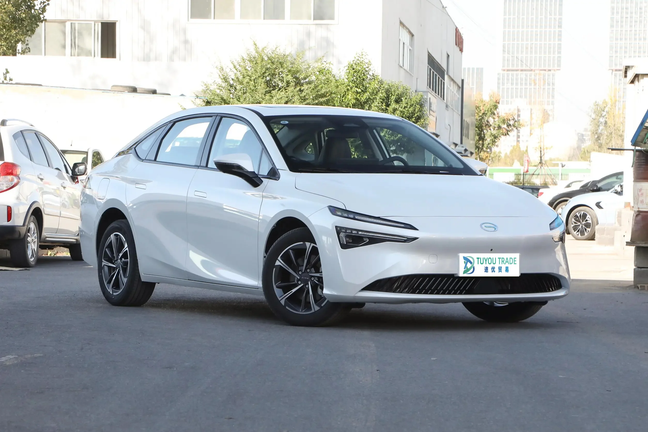 Лидер продаж AION Max S Xingyao электрический седан новый автомобиль из Китая новые энергетические автомобили