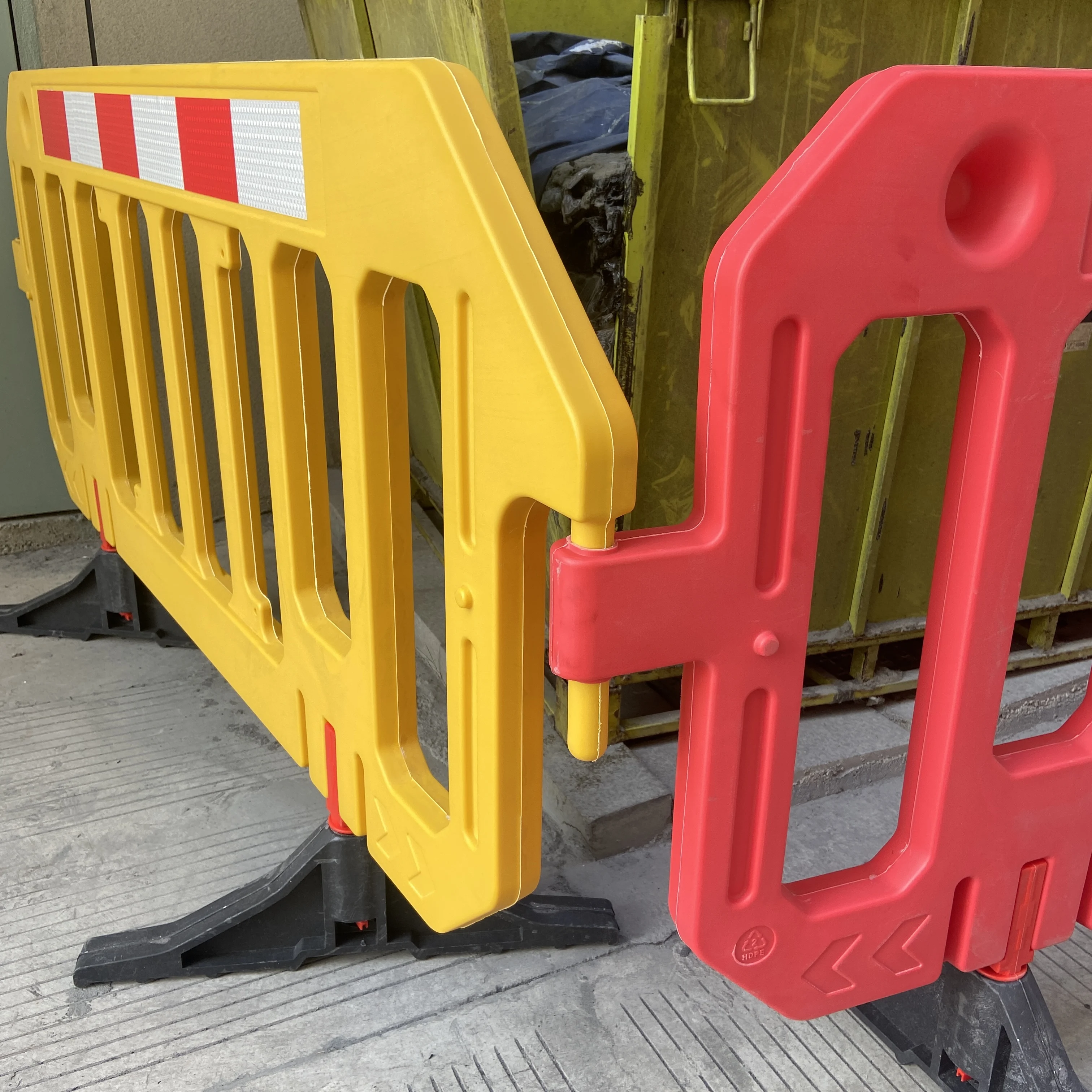 Chapter 8 Plastic Road Traffic Management Barrier for Roadway Safety Temporary Traffic Barrier Fence