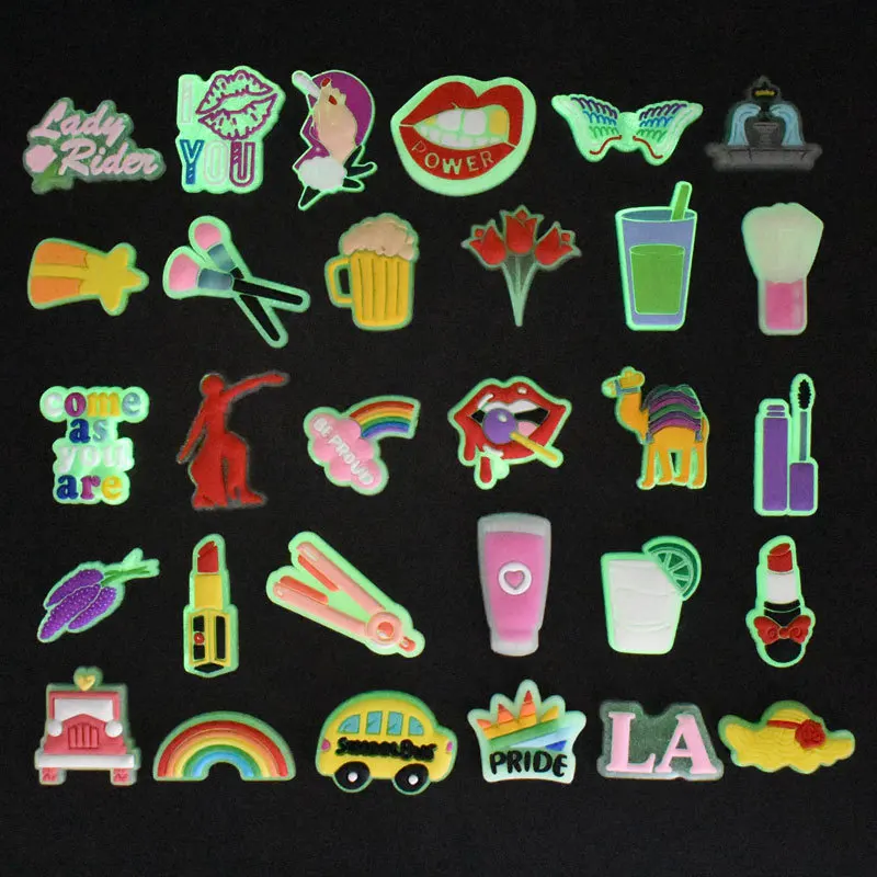 2022 New Crocs Charm Glows in the dark shoe charms for shoe decoration new design for charm shoes