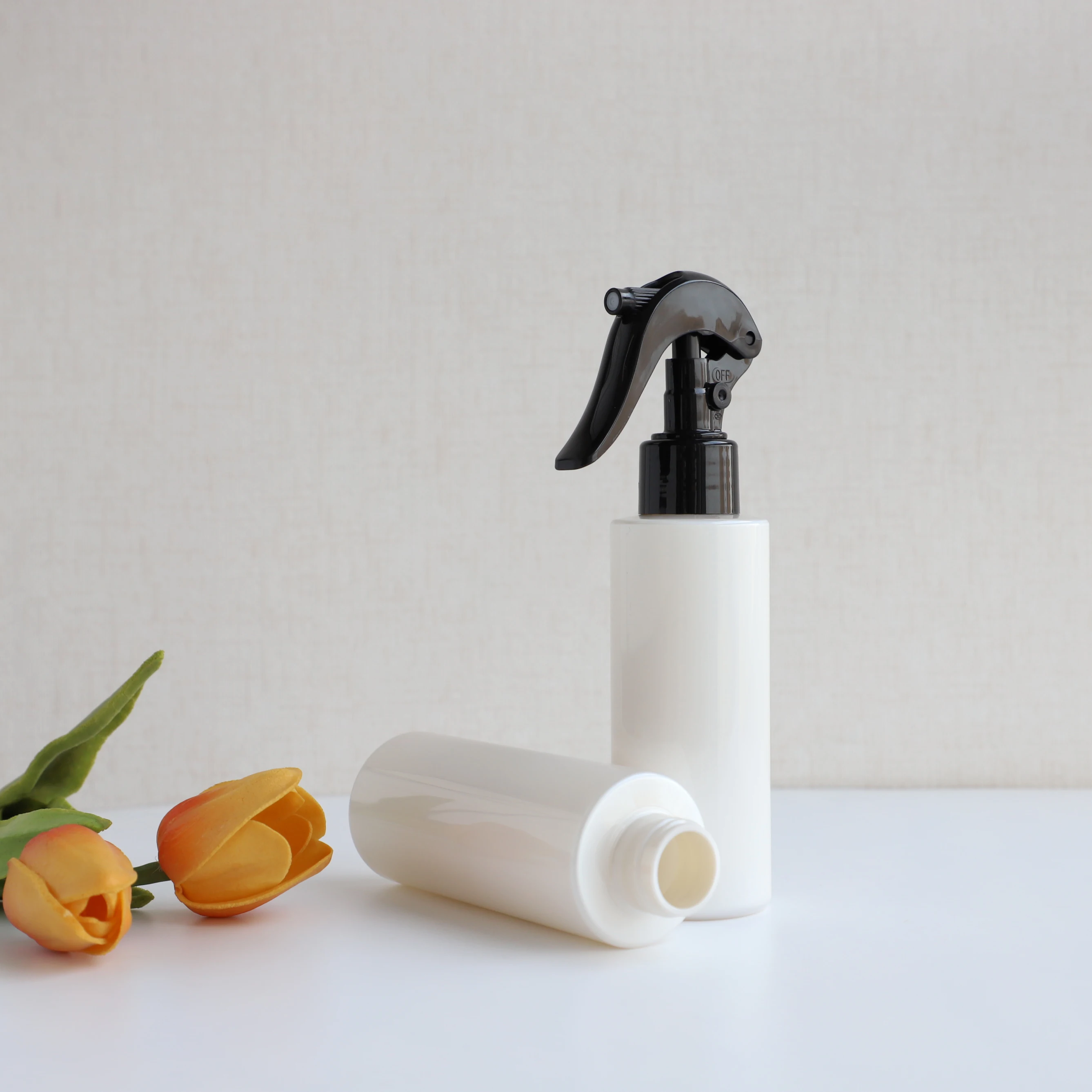 120ml Empty Plastic PET Flat Shoulder Toner Lotion Bottle Spray Bottle for Cosmetic