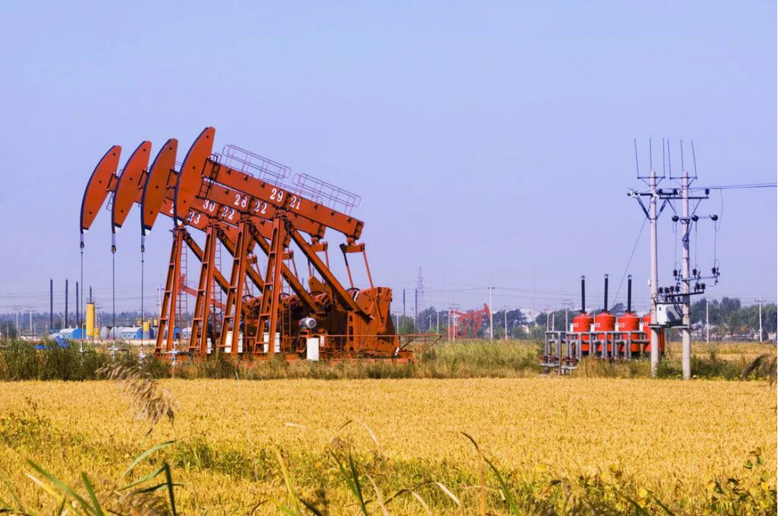 Good Quality Api 11e Conventional Beam Oilfield Pumping Unit