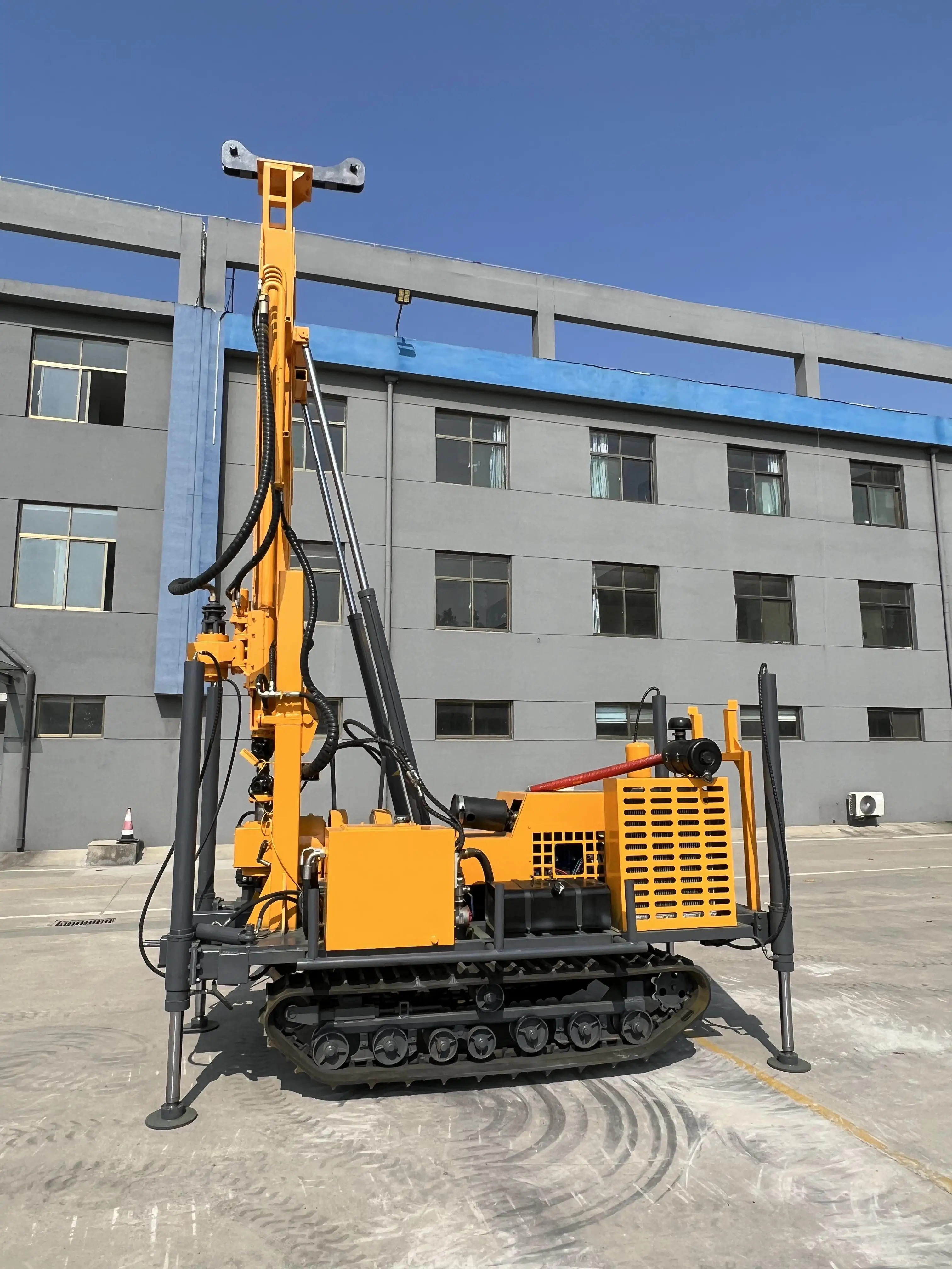 Water pneumatic dual-purpose drilling rig 200m Hydraulic Water Well Rotary Drilling Rig