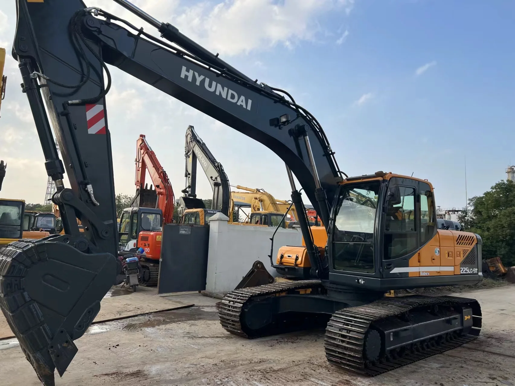USED Korean Hyundai 225lc-9 Excavator made in Korea Hyundai Excavator 225lc 225lc-9t