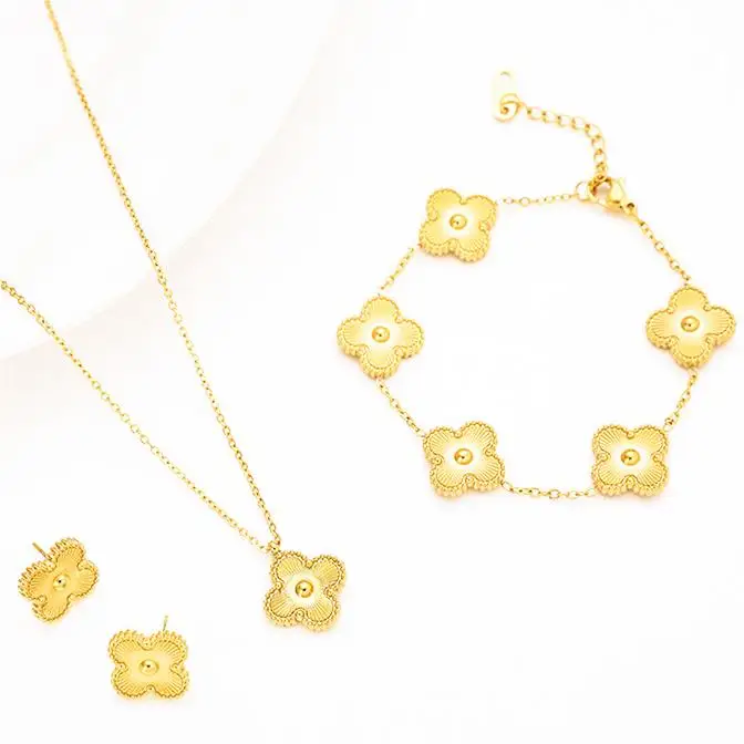 Wholesale Fashionable Clover Bracelet 5 Leaf Flower Ti Stainless Steel Waterproof Necklace Earrings Western Fine Jewelry Set