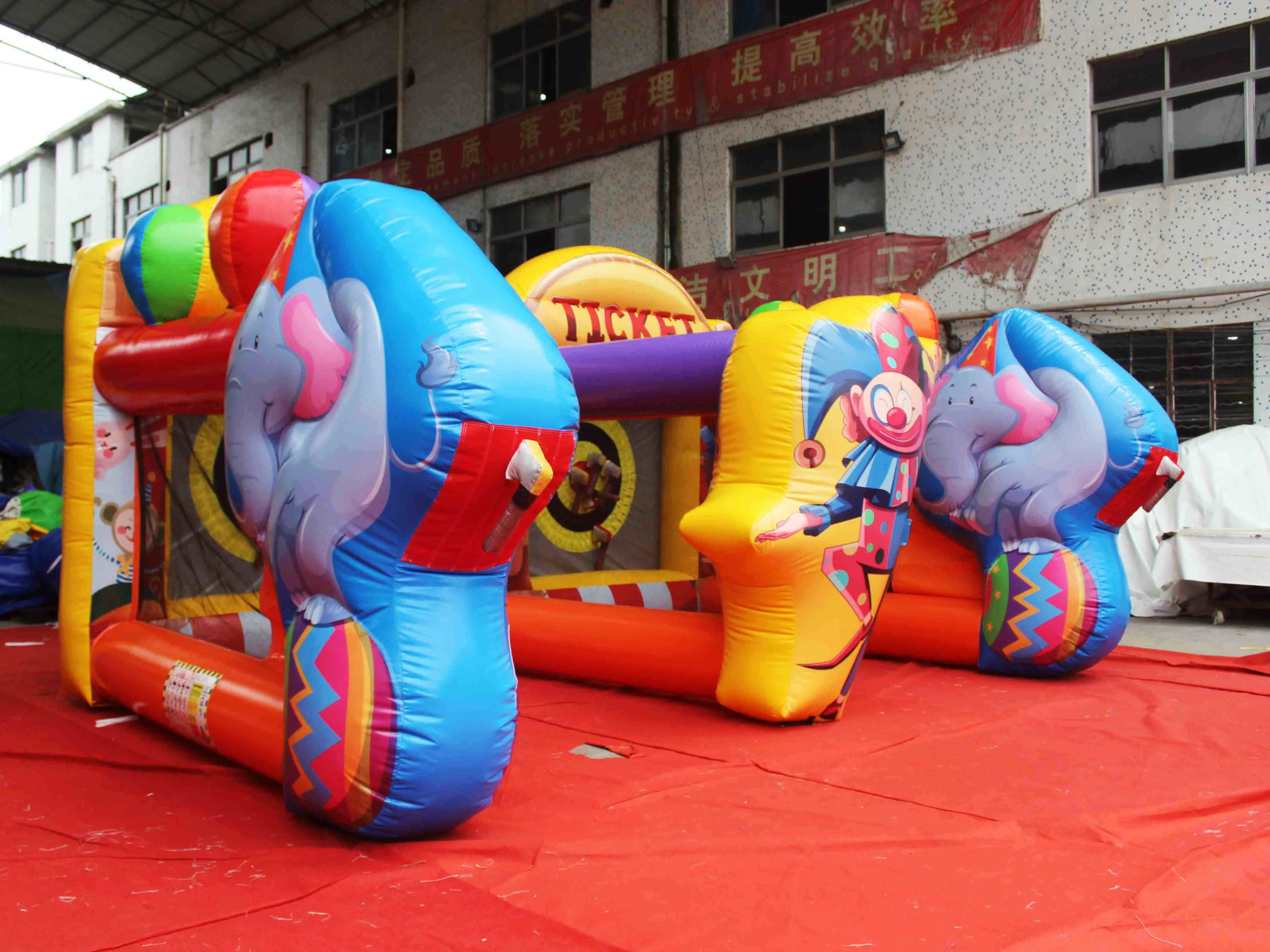 flag of the world game slide reveal indoor slide game axe throwing sport outdoor inflatable axe interactive adult games