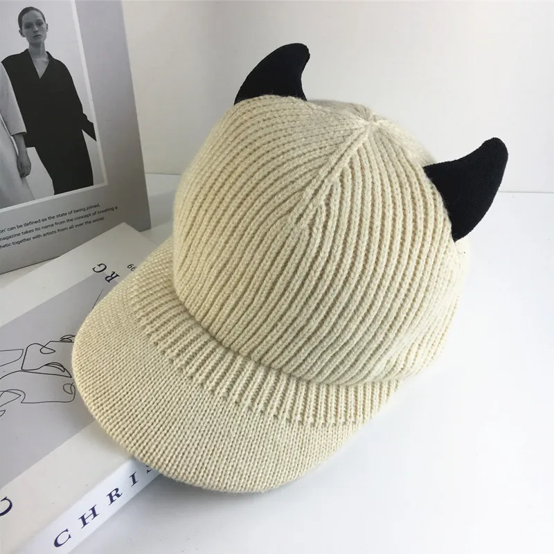 Winter New Lady Acrylic Knitted Hats Plain Color Female Youth Cute  Keep Warm Baseball Cap