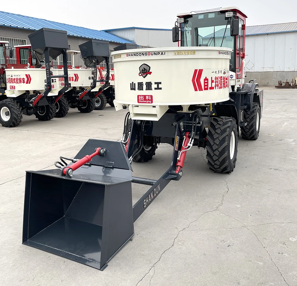 Self-loading concrete mixer truck with 2.6 cbm batch capacity