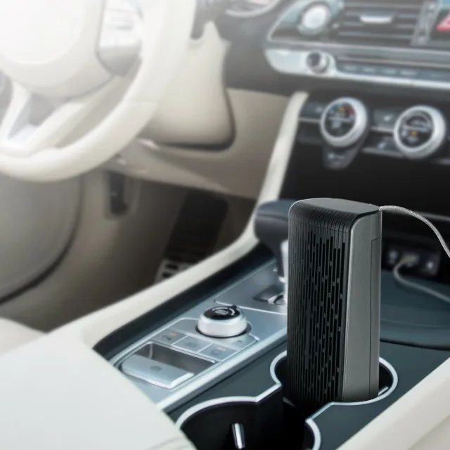 Katald Hot Selling Grey Car Air Purifier Remove Odor and  Formaldehyde with Air Quality Sensor and Hepa Filter