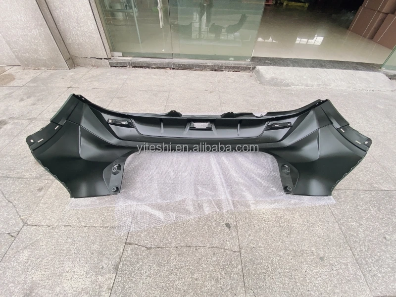 Car Body Kits Rear bumper head light fog lamp rear bumper for Nissan Kicks 2021 2022 2023