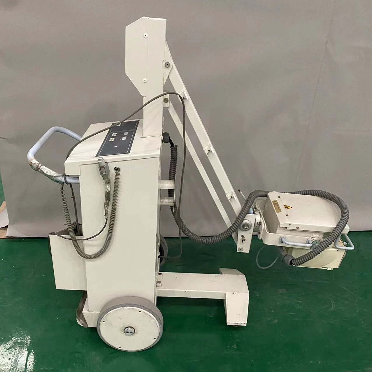Используемый Siemens мобильный X-ray для продажи