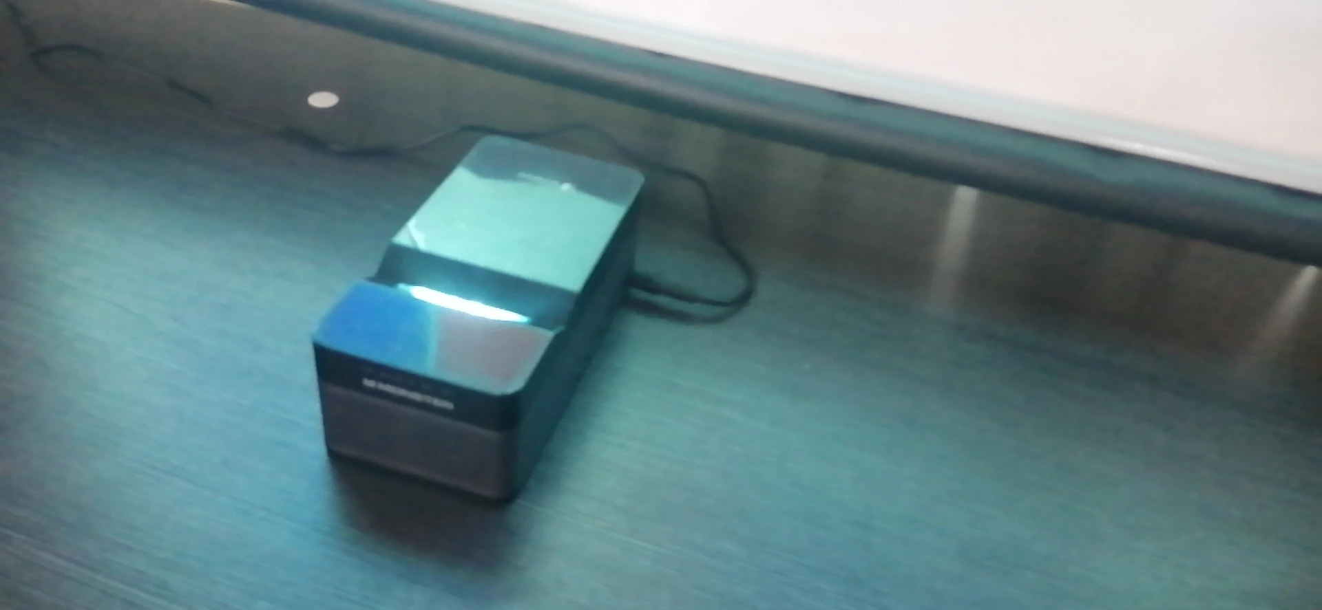 Проектор для обучения, короткий проектор UST Focus DLP .23 дюйма DMD Full HD 1920*1080P 350ANSI, поддержка яркости, зеркальное отображение Miracast