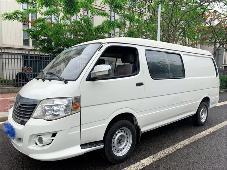 Factory Supply Attractive Price Used Manual Sedan Car