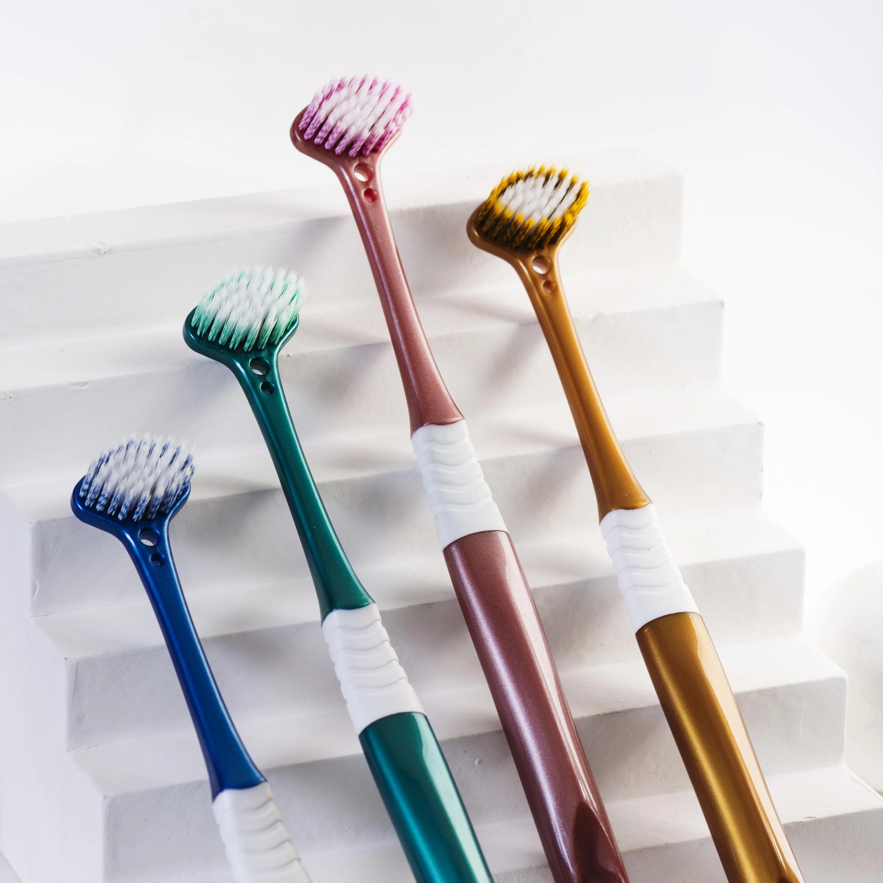 Wholesale hot products Spiral O-type brush head 4pcs household small round head adult soft bristle toothbrush