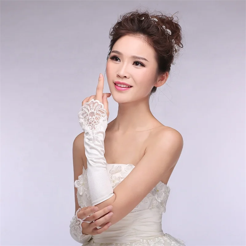  2021 China Factory Direct Supply Fingerless Lace Appliqued Bridal