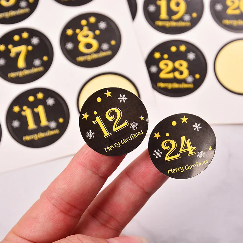 120 piece per pack Christmas Sealing Sticker Christmas Countdown Number Snowflake Gift Decor Packaging Custom Label