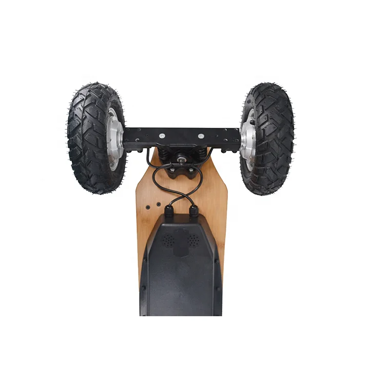 Электрический скейтборд с двойным мотором и четырьмя колесами для пересеченной местности