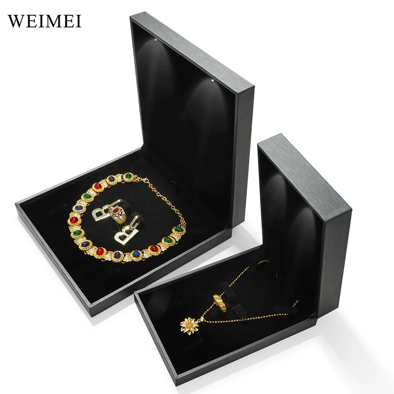 WEIMEI Wholesale Bracelet Earring Ring Gray Pendant Led Box Jewelry Light Box Pu Leather Jewelry Packaging Light Gift Box