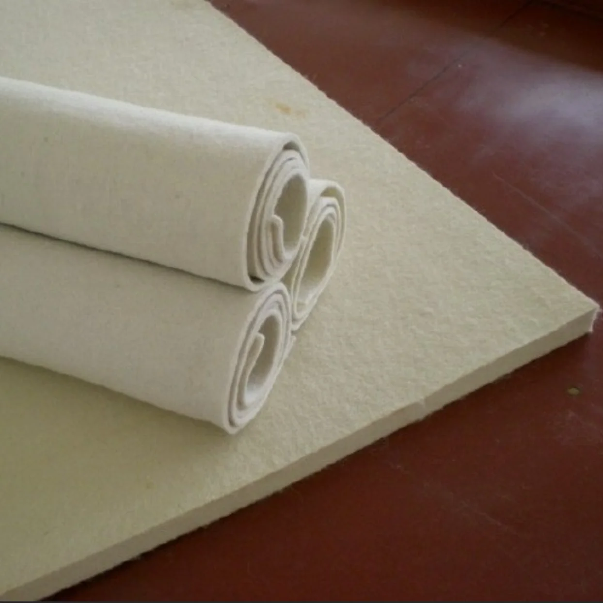 China factory non woven sheep wool fiber felt insulation production line needle punch machine